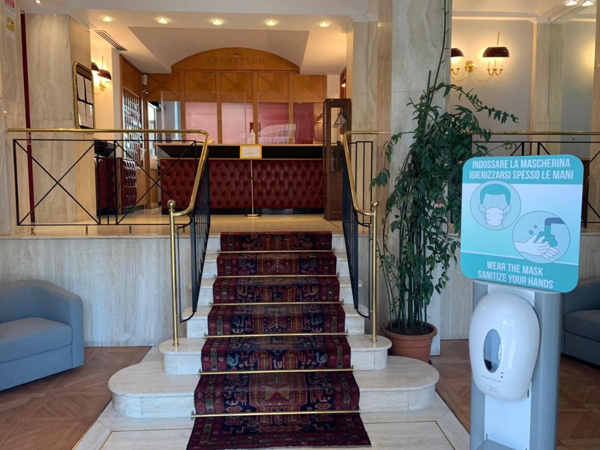 Hotel Continental Торино Екстериор снимка
