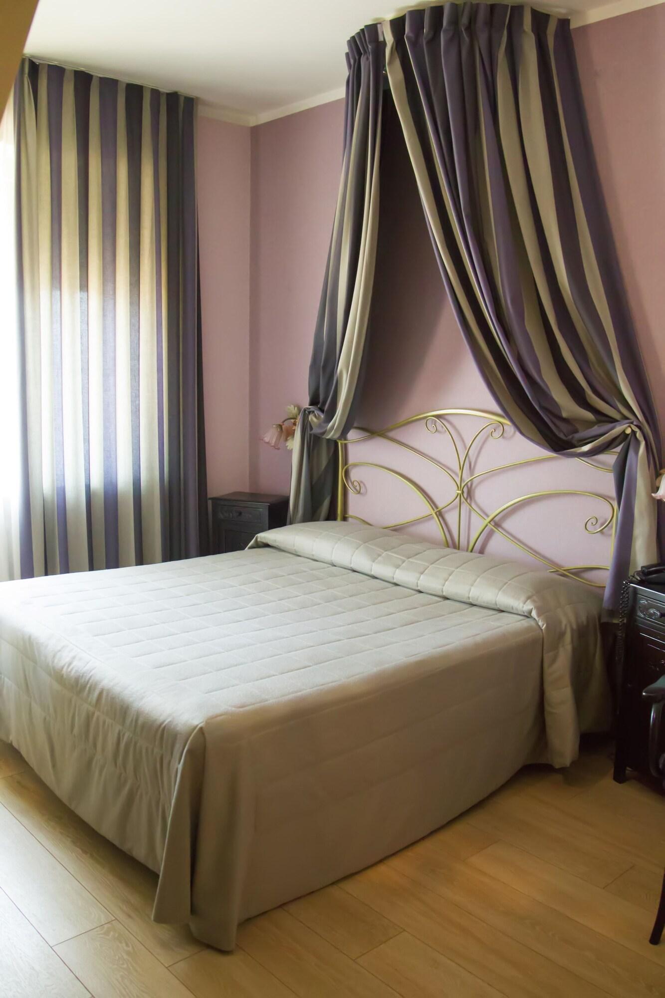 Hotel Continental Торино Екстериор снимка